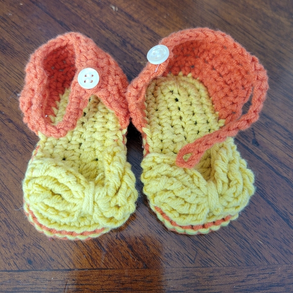 Handmade Sandals!🧡 NWOT! - Picture 2 of 3